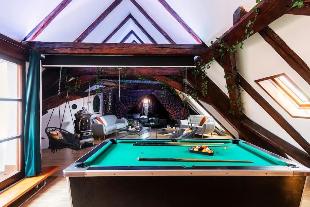 Lägenhet Fairytale Duplex - Billiard - Whirlpool - Cinema - Old Town *