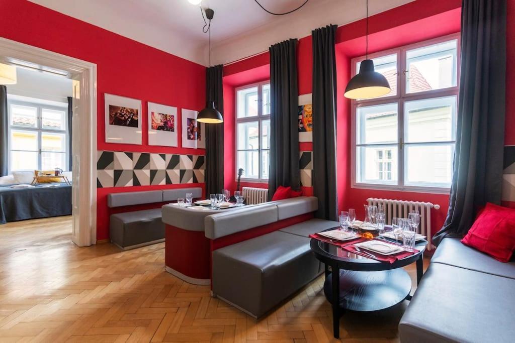 Apartment Fairytale Duplex - Billiard - Whirlpool - Cinema - Old Town Prag